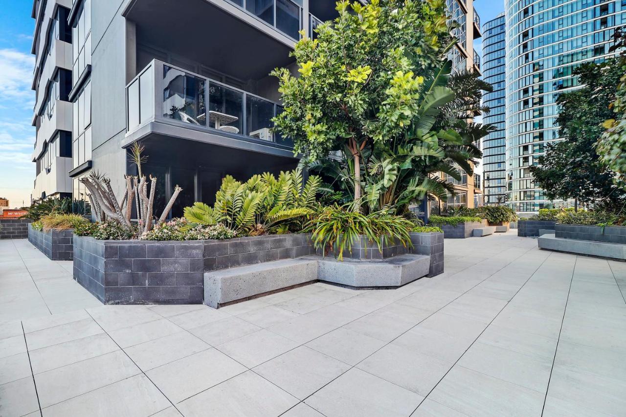 Offline - Stunning 3br With Views *