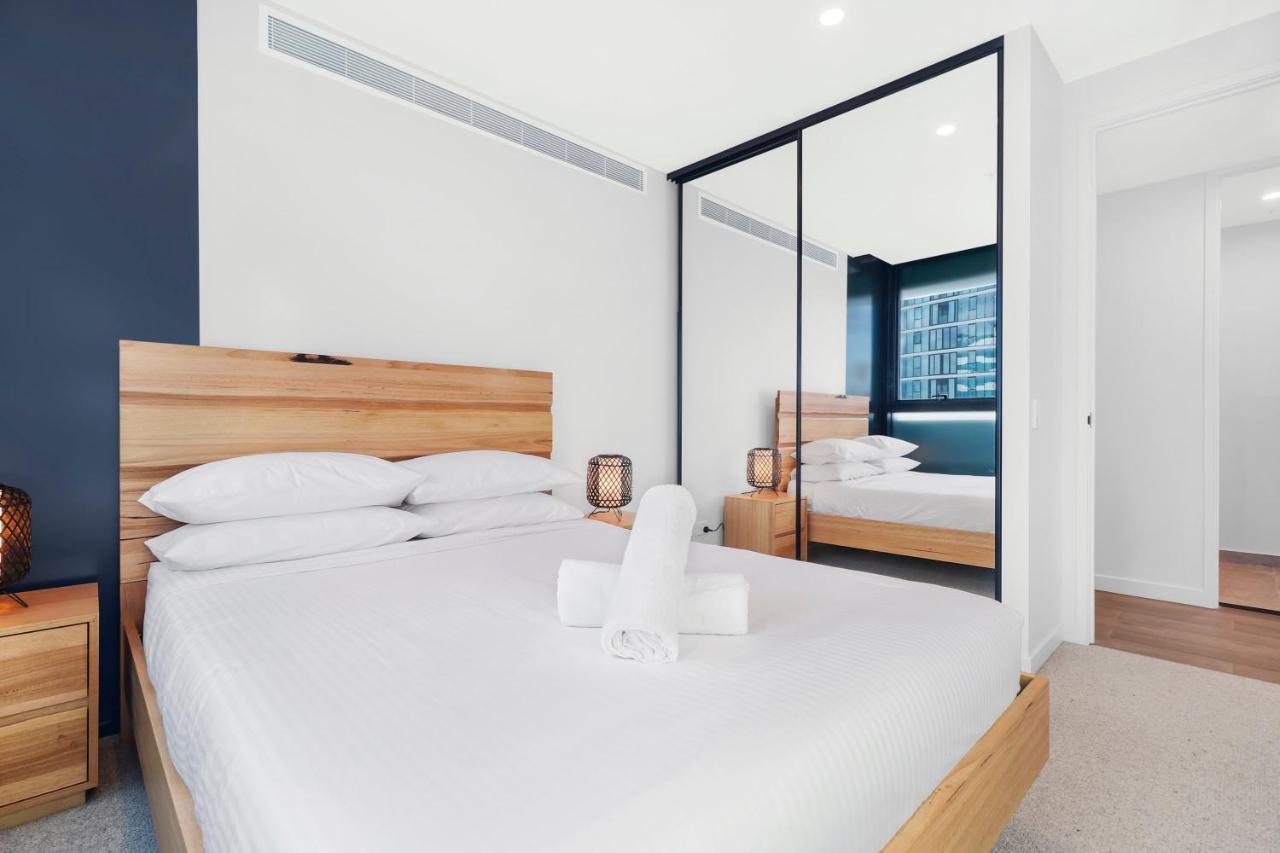 Apartment Offline - Stunning 3br With Views *